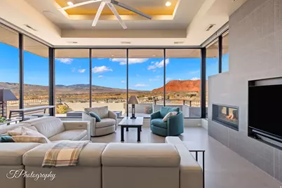 2001 W Grayhawk Cir W, Saint George, UT 84770 - Photo 8