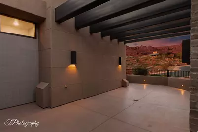 2001 W Grayhawk Cir W, Saint George, UT 84770 - Photo 4