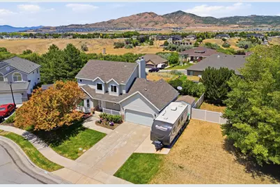943 E 2330 N, Lehi, UT 84043 - Photo 6