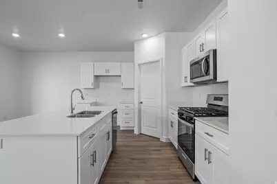 1902 S Queens Garden Dr #4275, Washington, UT 84780 - Photo 10
