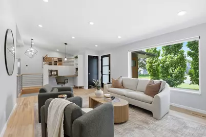 3254 E Bon View Dr S, Salt Lake City, UT 84109 - Photo 8