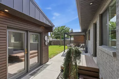 3254 E Bon View Dr S, Salt Lake City, UT 84109 - Photo 28