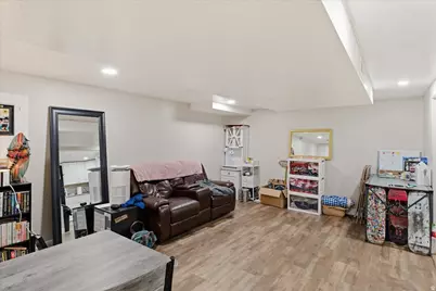 803 Bel Mar Dr, Ogden, UT 84403 - Photo 20