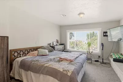 803 Bel Mar Dr, Ogden, UT 84403 - Photo 14