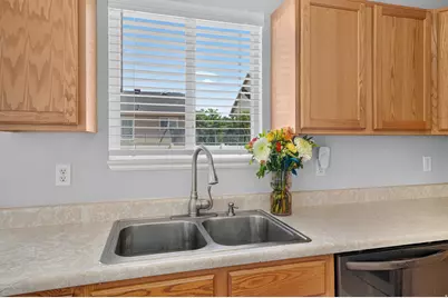 1746 W Irie Ln, Salt Lake City, UT 84116 - Photo 12