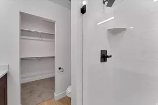 852 E Maplehurst Dr, Murray, UT 84107 - Photo 8