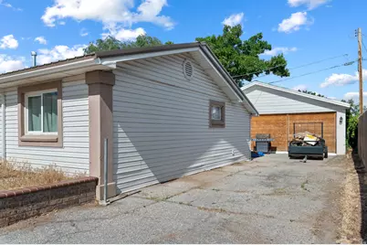 4851 S 4720 W, Kearns, UT 84118 - Photo 22