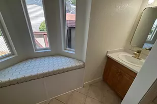 11313 S Hidden Vale Ln, Sandy, UT 84070 - Photo 10