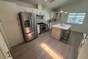 11313 S Hidden Vale Ln, Sandy, UT 84070 - Photo 4