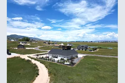 2962 S Sand Trap Cir #69, Garden City, UT 84028 - Photo 4