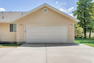 468 S 100 E, Hyrum, UT 84319 - Photo 44