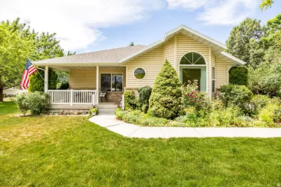 468 S 100 E, Hyrum, UT 84319 - Photo 48