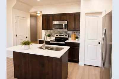 816 N Old Fort Dr E, Spanish Fork, UT 84660 - Photo 10