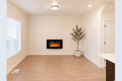 816 N Old Fort Dr E, Spanish Fork, UT 84660 - Photo 6
