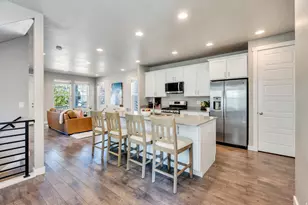 6778 W Meadow Grass Dr, South Jordan, UT 84009 - Photo 2