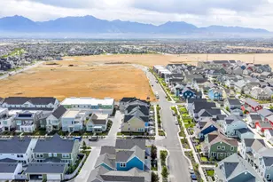 6778 W Meadow Grass Dr, South Jordan, UT 84009 - Photo 40