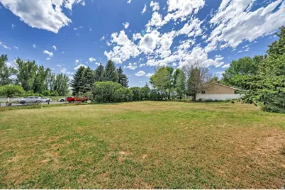 480 S 100 E, Hyrum, UT 84319 - Photo 4