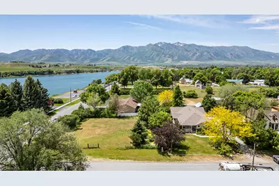 480 S 100 E, Hyrum, UT 84319 - Photo 2