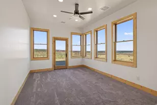142 N Porcupine Ln, La Sal, UT 84530 - Photo 10
