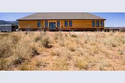 142 N Porcupine Ln, La Sal, UT 84530 - Photo 4