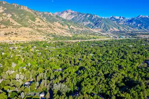 2571 E Hillsden Dr S, Salt Lake City, UT 84117 - Photo 14