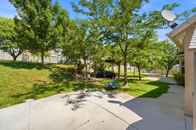 2819 S Silver Fox Ln, Saratoga Springs, UT 84045 - Photo 48