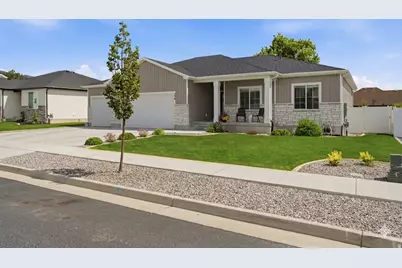 236 W 470 N, Smithfield, UT 84335 - Photo 2