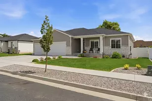 236 W 470 N, Smithfield, UT 84335 - Photo 2