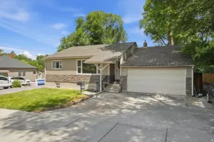 565 E 800 N, Logan, UT 84321 - Photo 2