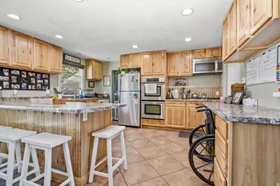 565 E 800 N, Logan, UT 84321 - Photo 6