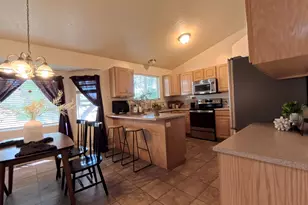 469 W 600 S, Tooele, UT 84074 - Photo 6