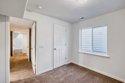 989 S 1010 W, Tooele, UT 84074 - Photo 16