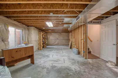 989 S 1010 W, Tooele, UT 84074 - Photo 20