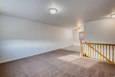 989 S 1010 W, Tooele, UT 84074 - Photo 6