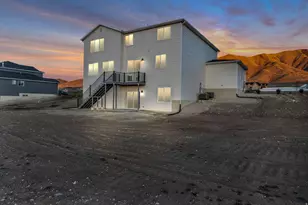 2821 N Scarlet Rd, Eagle Mountain, UT 84005 - Photo 28