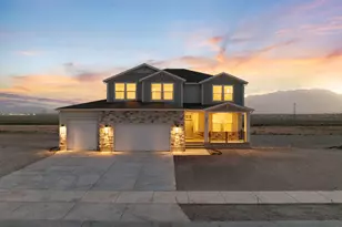 2821 N Scarlet Rd, Eagle Mountain, UT 84005 - Photo 1