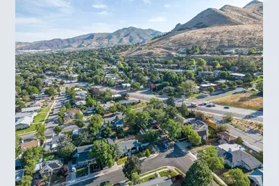 2615 E Commonwealth Ave, Salt Lake City, UT 84109 - Photo 44