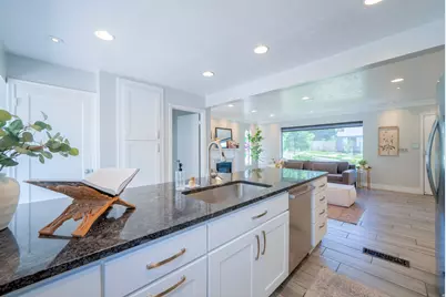 2615 E Commonwealth Ave, Salt Lake City, UT 84109 - Photo 16