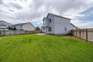 1132 N New Jersey Ave W, Harrisville, UT 84404 - Photo 10