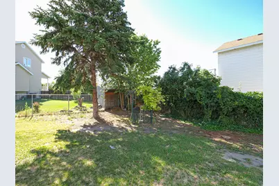 3743 Pear Apple Cir, Salt Lake City, UT 84119 - Photo 12