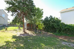 3743 Pear Apple Cir, Salt Lake City, UT 84119 - Photo 12