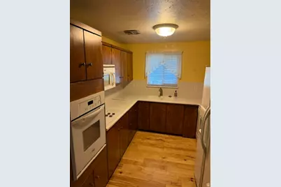 964 E 5290 S, Murray, UT 84117 - Photo 14