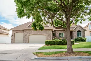 3059 W Uinta Pines Circle, South Jordan, UT 84095 - Photo 2