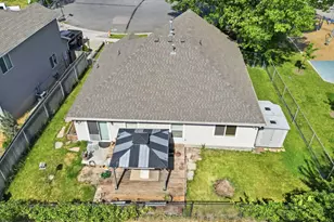 1971 W Floisand Cir, Salt Lake City, UT 84116 - Photo 20