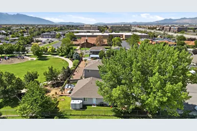 1971 W Floisand Cir, Salt Lake City, UT 84116 - Photo 22