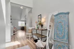 10025 S Snead Ln, South Jordan, UT 84009 - Photo 6