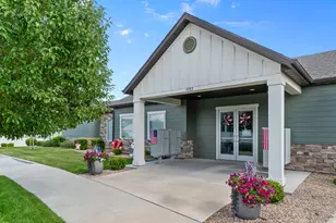 10025 S Snead Ln, South Jordan, UT 84009 - Photo 32