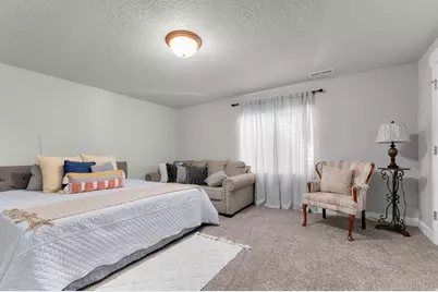 10025 S Snead Ln, South Jordan, UT 84009 - Photo 14