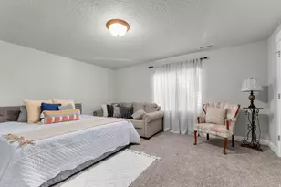 10025 S Snead Ln, South Jordan, UT 84009 - Photo 14