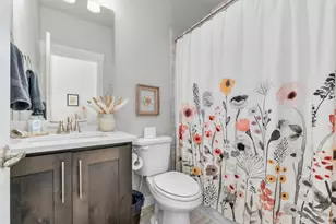 10025 S Snead Ln, South Jordan, UT 84009 - Photo 16
